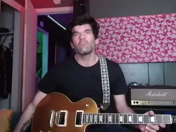 Offline flanneldong on Chaturbate