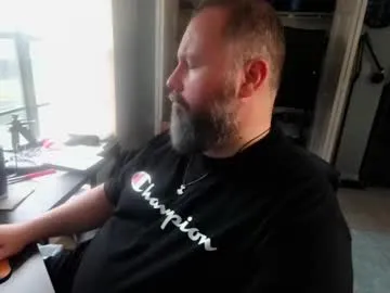 Offline floridabearlive on Chaturbate