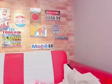 Offline foxy_loren on Chaturbate