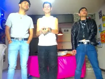 Freechat g4mens on Chaturbate