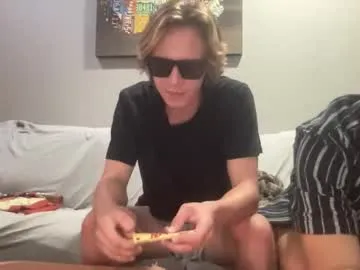 Offline gavinnumbers on Chaturbate