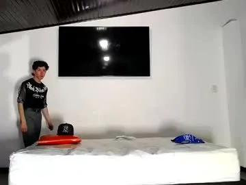 Offline gnecos on Chaturbate