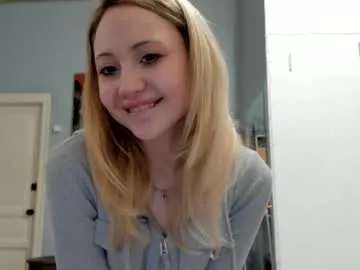 Offline h0ney__bunny on Chaturbate