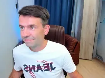 Offline hard_and_juici on Chaturbate