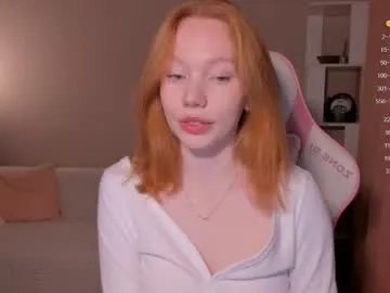 Offline honeyautumn on Chaturbate