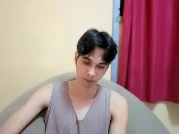Offline horny_eddie on Chaturbate