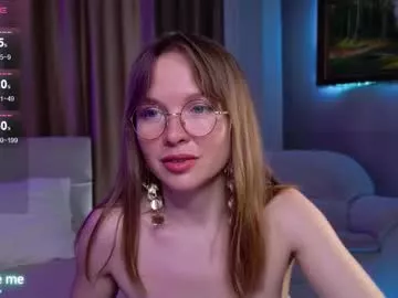 Offline horny_svinka on Chaturbate