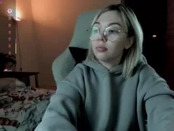 Offline hot_babayaga on Chaturbate