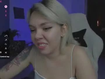 Offline hot_babayaga on Chaturbate