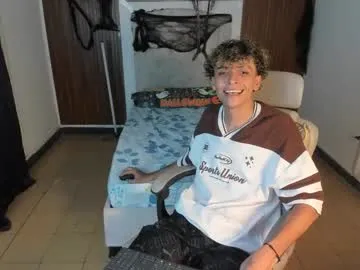 hot_bunny713 — #cum #cute #bigcock #curious #young [732 tokens remaining]