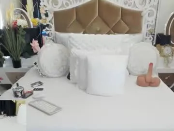 Offline hotred69xxx on Chaturbate