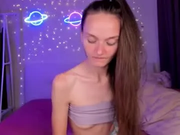 Private hottiesteverly on Chaturbate