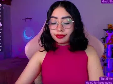 Offline iamveroo on Chaturbate