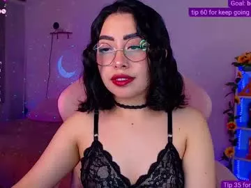 Offline iamveroo on Chaturbate