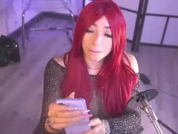Offline isa_redhair_ on Chaturbate