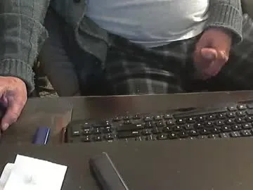 islandduke — Freechat on Chaturbate