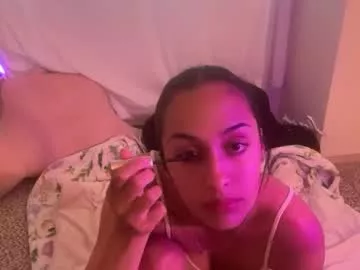 Offline jadamonroee on Chaturbate