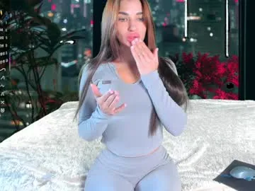 Freechat jesikalooove on Chaturbate