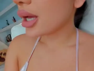 Offline jisselle on Chaturbate