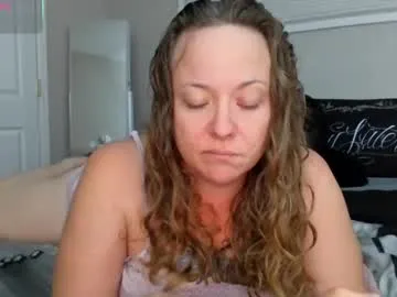 julimonroe — The sneaky MILF next door  | #milf #bbw #pawg #girlnextdoor #lovense |