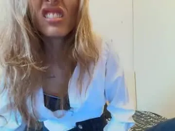 Chaturbate karladreamssex is Freechat karladreamssex — Hi ! Enjoy your time with me ! Using 222 / 444 / 888 /1111 brings wetness, fun and squirt <3 #anal #cum #squirt #lovense #dildo #lovense