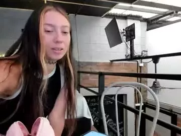 Offline katrinrosex on Chaturbate