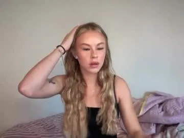 kenziesmithh on Chaturbate