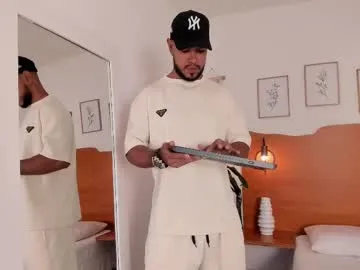 Offline killua_zagarra_ on Chaturbate