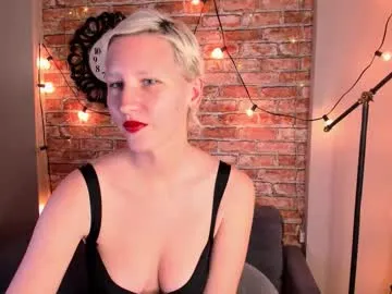 Offline kim_waite on Chaturbate