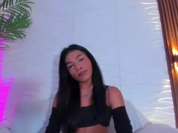Offline kimberly_gonzalez1 on Chaturbate