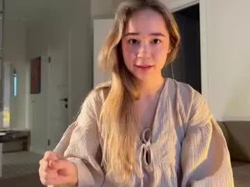 Offline kristyspiritedaway on Chaturbate