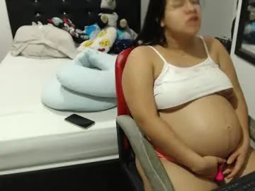 Offline kylie_switch on Chaturbate