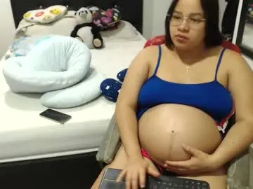 Offline kylie_switch on Chaturbate