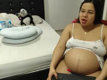 Offline kylie_switch on Chaturbate