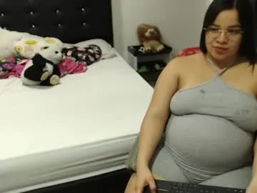 Offline kylie_switch on Chaturbate