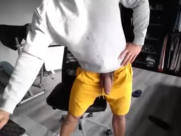 latino23bom — @Big cumload if my cam doesnt work or be offline warning me    #findom #shaved #allshaved #master  #muscle #handsome #bigcock #cum #fitness #showoff #asshole  /latino23bom [3000 tokens remaining]