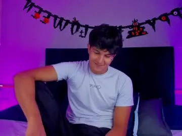 leo_savage_ on Chaturbate