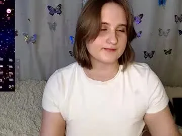 Freechat lightnea on Chaturbate