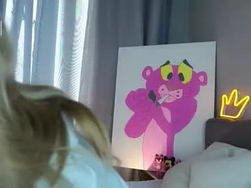 Offline lipswithsmileonthem on Chaturbate