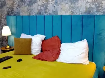 Offline lisacroft on Chaturbate