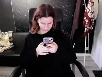 Offline littleviki_ on Chaturbate