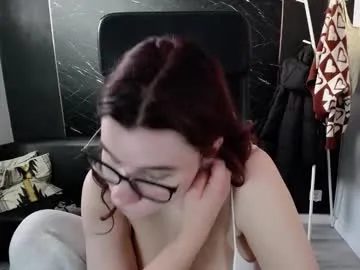 Offline littleviki_ on Chaturbate