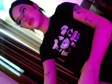 Offline love_seren on Chaturbate