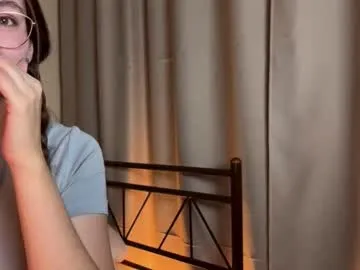 Offline lovelycoupleforyou on Chaturbate