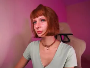 Offline lubafox on Chaturbate