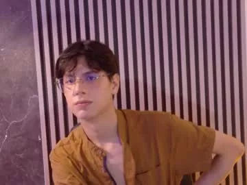 Offline luixdust1 on Chaturbate