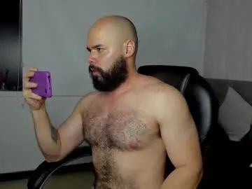 Offline luke_diaz7 on Chaturbate