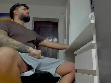 Chaturbate lukedenver is Freechat lukedenver — Master or LoverBoy? Let's find out! #master #findom #bigcock #smoke #party