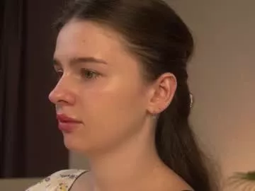 Freechat lunaolivia_ on Chaturbate