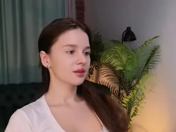 Freechat lunaolivia_ on Chaturbate